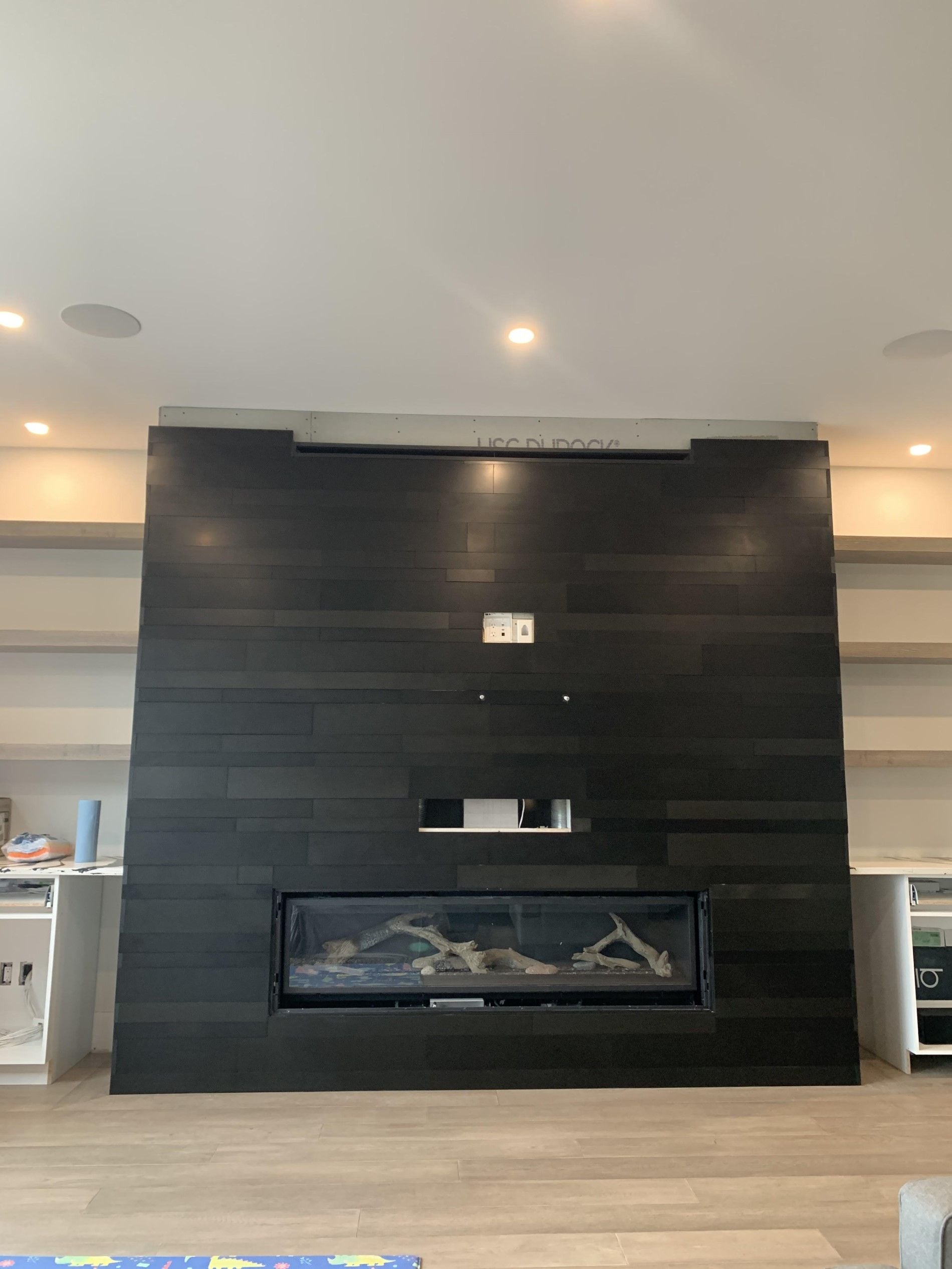 Sam | Fireplace | Planc Ebony | Natural Stone Veneer DIY Projects Image -609d217751b37